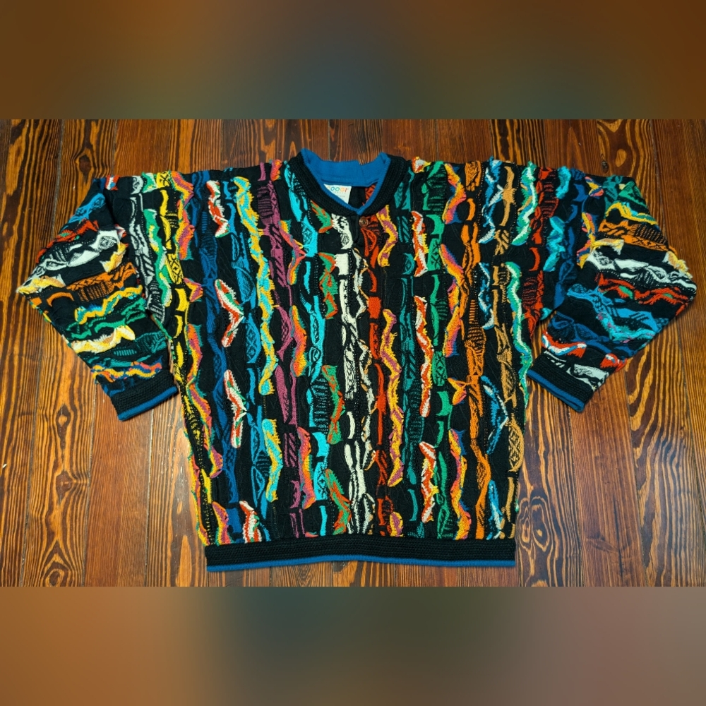 Authentic Coogi Crewneck Sweater size Small